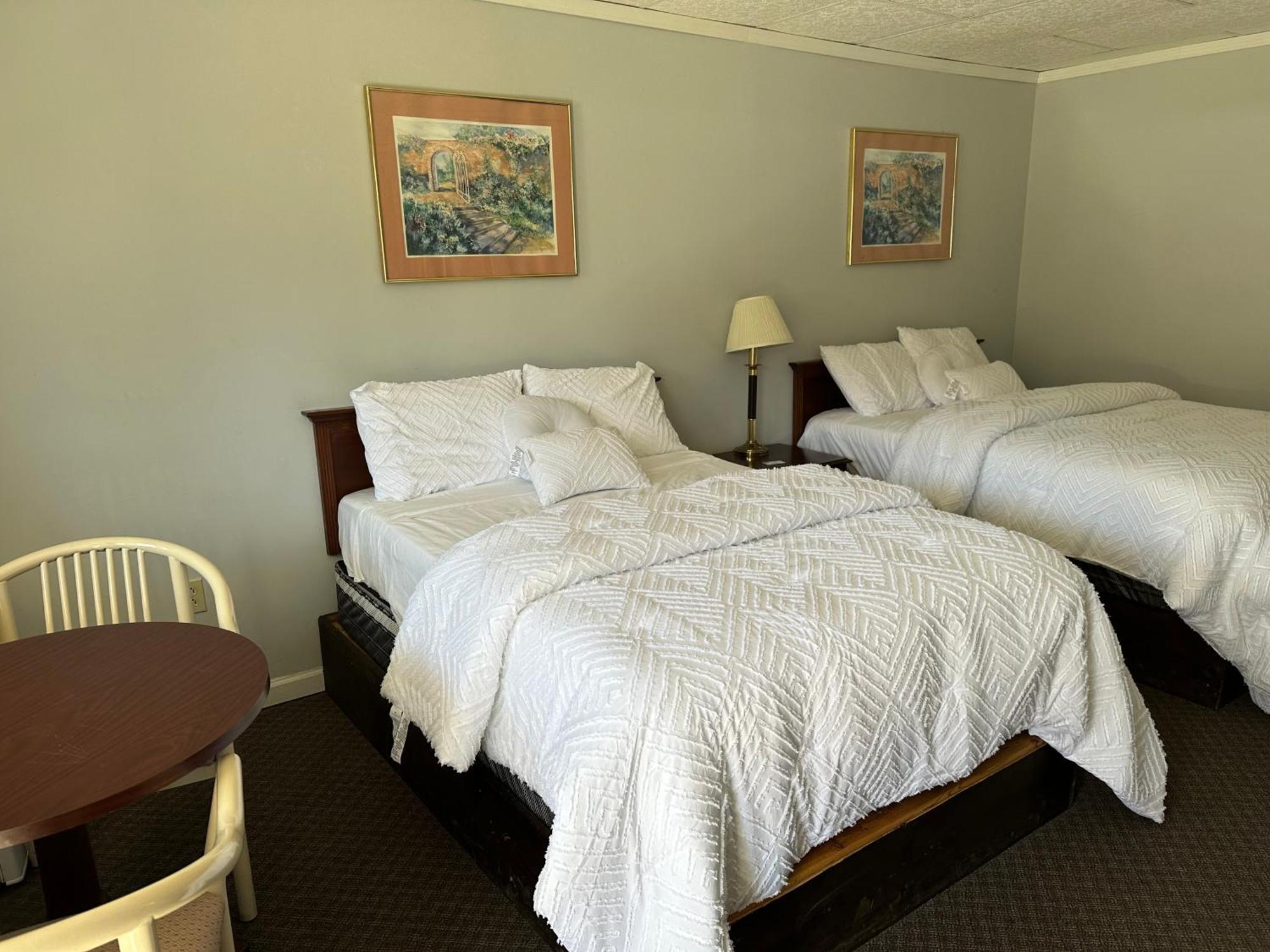 Economy Inn Alfred 外观 照片