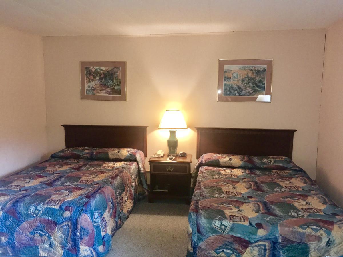 Economy Inn Alfred 外观 照片